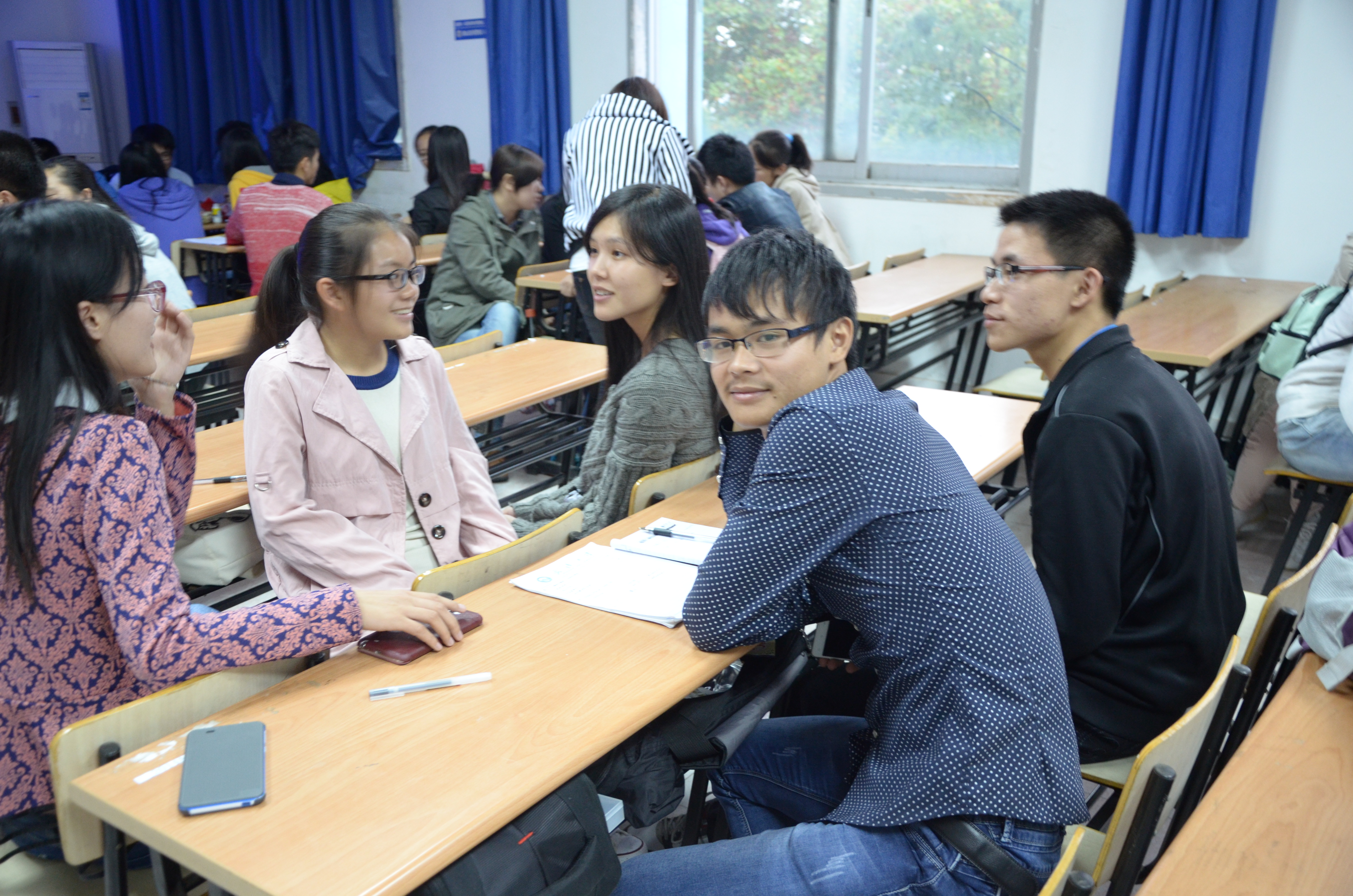 讨论现场 讨论现场